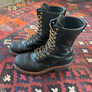 RED WING LOGGERS - MADE IN USA - SIZE 8.5